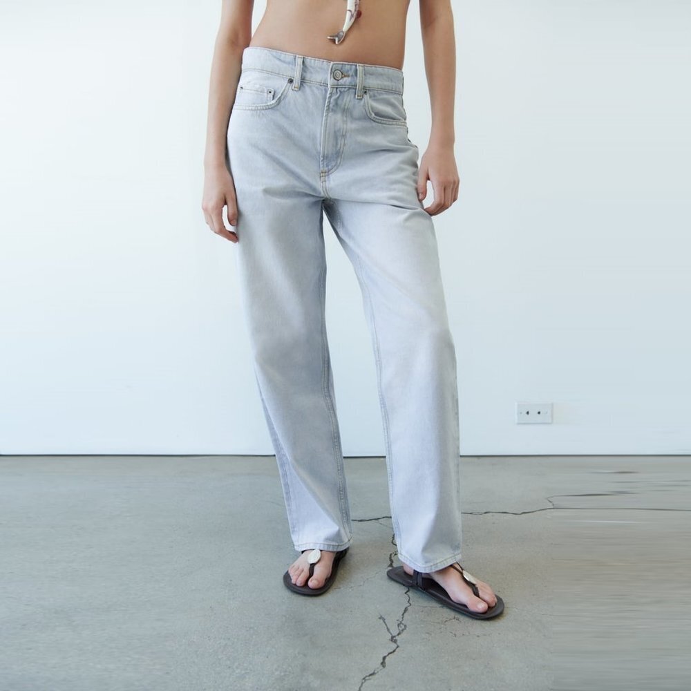 NWT New Zara High Rise Full Length Button Fly Straight Jeans Size 8